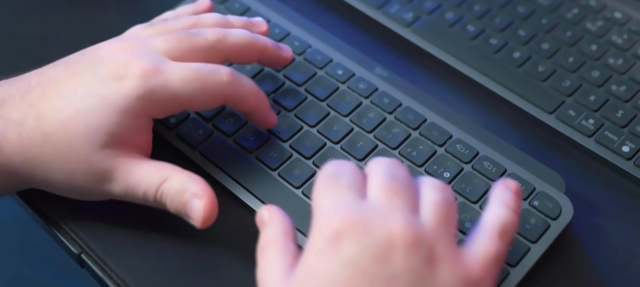 Profesionales trabajando en estrategias de planificación empresarial